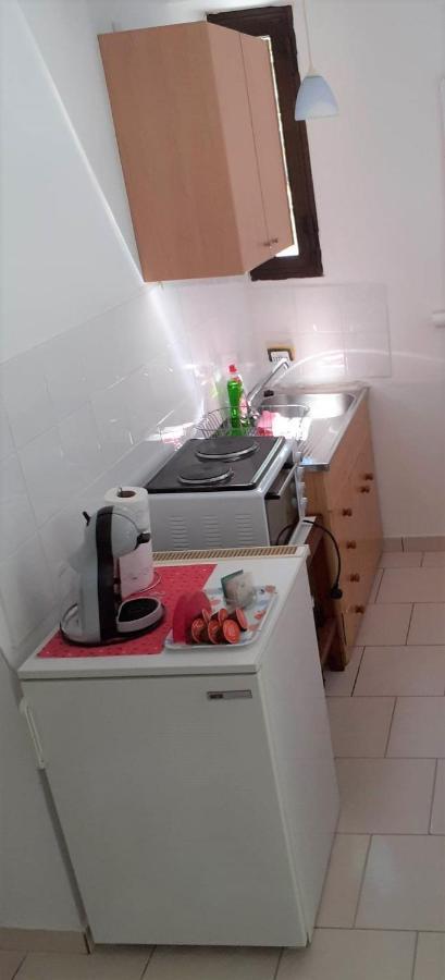 Daphnes Apartments Ratzaklion Luaran gambar