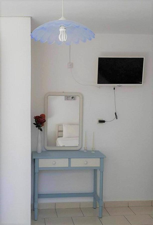 Daphnes Apartments Ratzaklion Luaran gambar